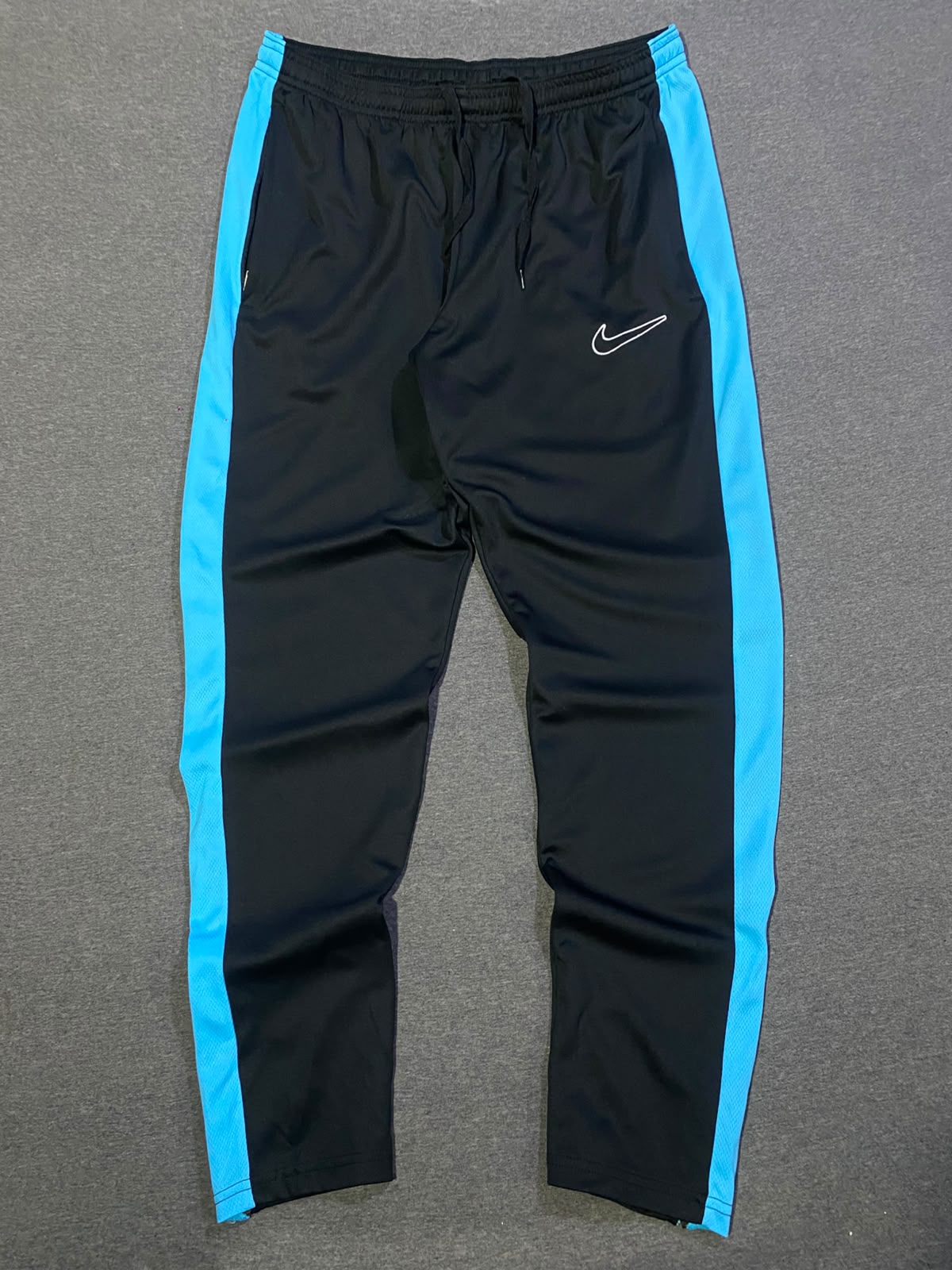 JOGGER NIKE NEGRO